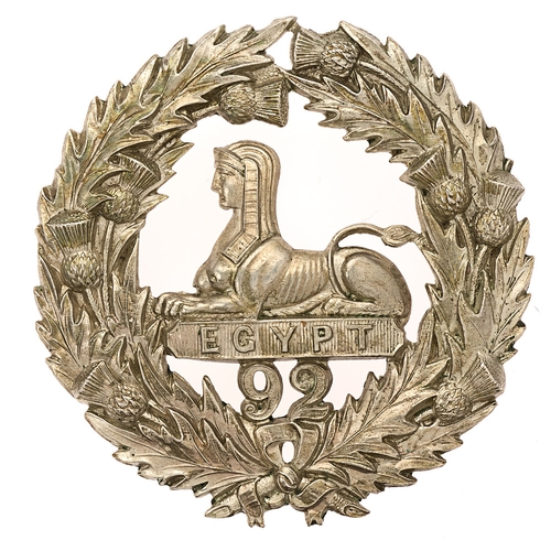 87 - Badge. Scottish. 92nd (Gordon Highlanders) Regiment Victorian glengarry badge circa 1874-81.  Good s... 