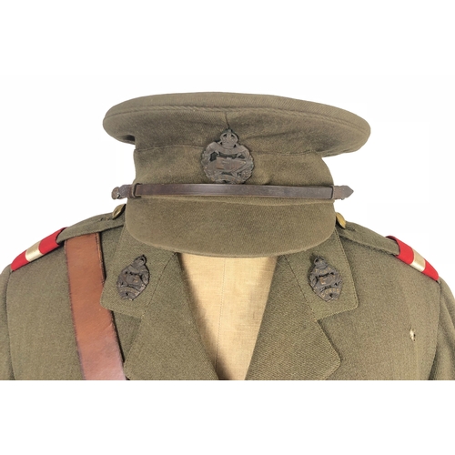 422 - Tank Corps WW1 Attributed Uniform & Cap.  A very rare original example worn by Lieutenant Frederick ... 