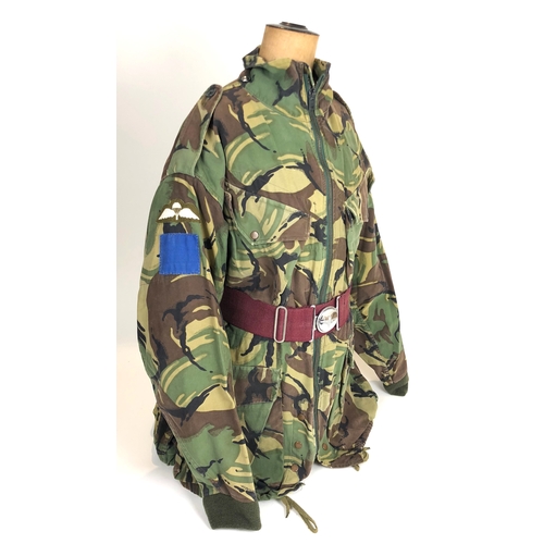 425 - Parachute Regiment Falklands War Attributed Combat Para Smock.  An extremely rare attributed para sm... 