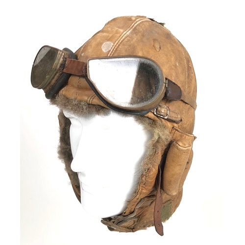 483 - WW1 RFC / RAF Cut Down Cowel Flying Helmet & Goggles.  A rare example of the balaclava Cowel flying ... 