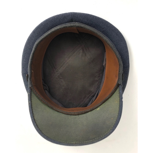 486 - WW2 Period RAF Officer's Cap.  An inter war, early WW2 example of the regulation pattern. Complete w... 