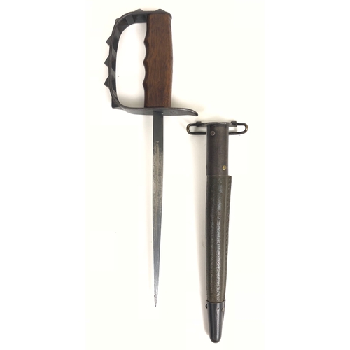 508 - WW1 Antique US 1917 Trench fighting knife.  A good example of the pattern issued to US troops. Three... 