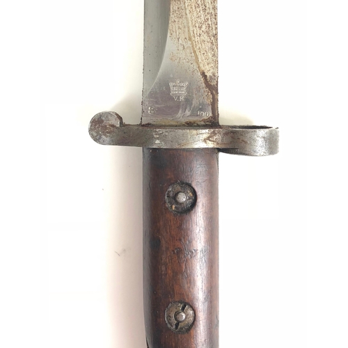 524 - Victorian Boer War M1888 Lee Metford Bayonet   A good example the double edged blade with crowned “V... 