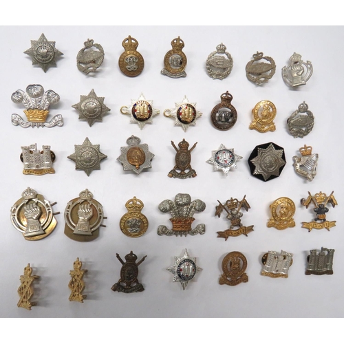 136 - 35 x Cavalry Collar Badges
including silvered and gilt QC 9/12 Lancers ... Silvered and gilt, KC 4th... 