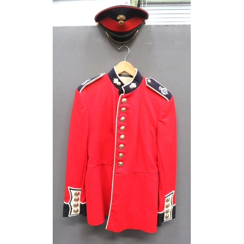 286 - Post 1953 Grenadier Guards Guardsman's Uniform
scarlet, single breasted tunic.  High dark blue colla... 