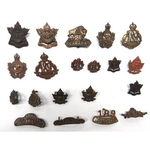 72 - 20 x Canadian WW1 Overseas Battalion Cap, Collars And Titles
cap badges consist darkened KC 181 Bran... 