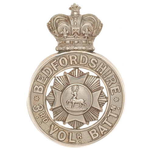 109 - 3rd (Bedford) VB Bedfordshire Regiment Victorian glengarry badge circa 1887-96.  Good scarce die-sta... 