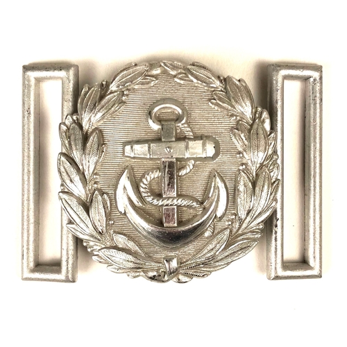 452 - German Third Reich WW2 Kriegsmarine Beamte (Administration) Officer's belt buckle.  A good silvered ... 