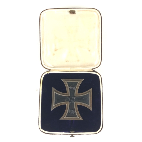 454 - German Imperial cased 1914 Iron Cross 1st Class.  Good example with silvered frame and magnetic iron... 