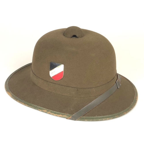 471 - WW2 German Army Afrika Korps issue sun helmet.  A good clean example of green felt material with lea... 