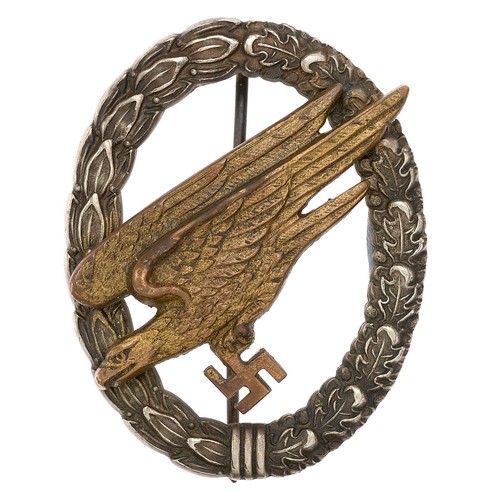 475 - German Third Reich WW2 Luftwaffe Parachutist breast badge by C.E. Junker, Berlin SW. A good early di... 