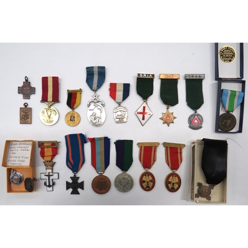 128 - 19 Various Civilian And Overseas Medals And Medallions
including Queen Alexandra League Of Children ... 