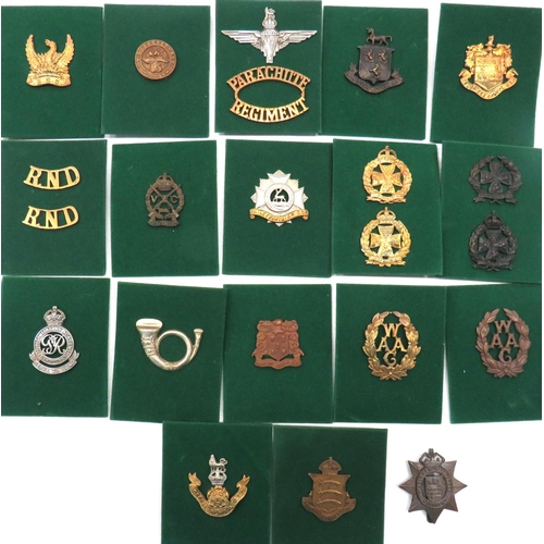 20 - 22 x Various Military Cap Badges
including bronzed WAAC (blades) ... Blackened KC Inns Of Court OTC ... 