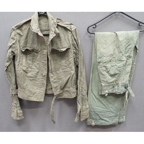 299 - WW2 Far East Battledress Jacket And Trousers
green, Aertex, single breasted, closed collar, short ja... 