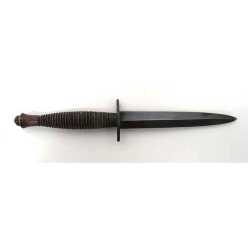 498 - WW2 Third Pattern Fairbairn & Sykes Commando Knife
5 3/4 inch, blued, double edged, repointed bl... 