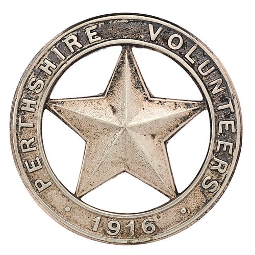 115 - Perthshire Volunteers 1916 WW1 Scottish VTC glengarry badge.  Good die-stamped silvered title circle... 