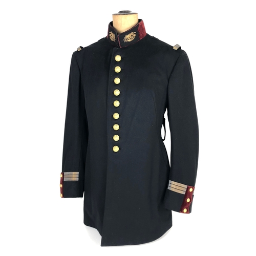 417 - French Army Medical Officer's dress tunic,  Fine scarce dark blue example of later pattern than in p... 