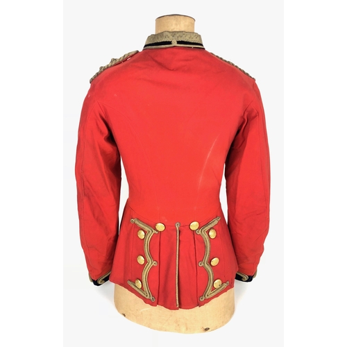 421 - 4th Royal Irish Dragoon Guards Officer’s Full Dress Tunic.  A good scarce example. Scarlet uniform w... 