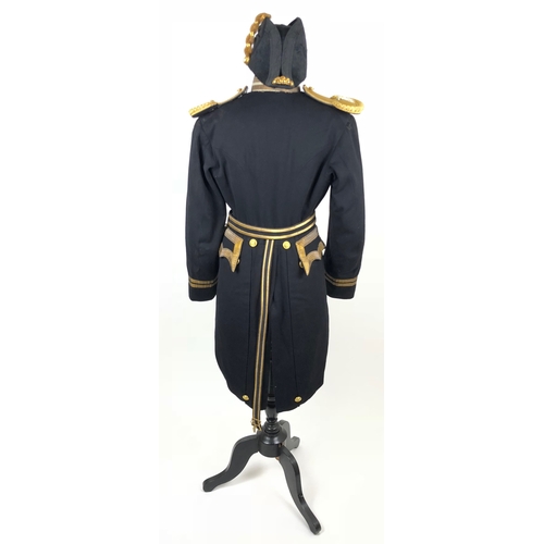 425 - Royal Navy Lieutenant’s Full Dress uniform.  A good post 1902 example comprising:
Officer’s bi-corn ... 