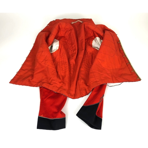 427 - Shanghai Volunteer Corps pe-war uniform by Sayle & Co. Shangha  Good rare scarlet cloth example with... 