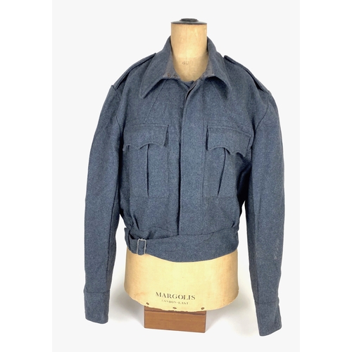 498 - WW2 1943 RAF Suits Aircrew Battledress Blouse.  An unissued condition example, retaining original is... 