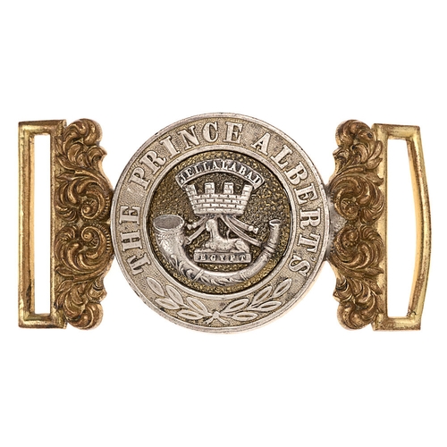 86 - Somerset Light Infantry Victorian Officer waist belt clasp c. 1881-1901.  Scarce silvered and gilt i... 