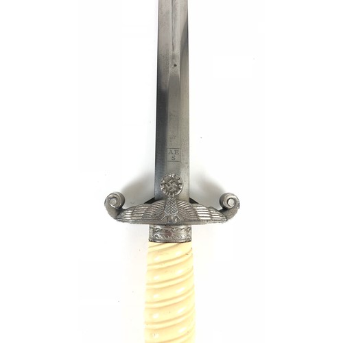 439 - German Third Reich Army Officer's Dagger by rare maker Arthur Everit, Solingen.  Good example circa ... 