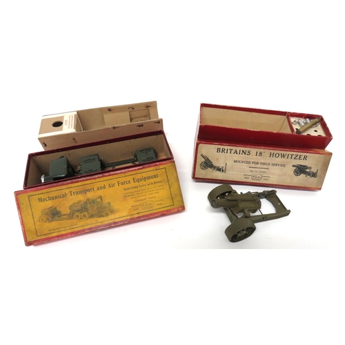 178 - W Britain Boxed 18 Howitzer And Mechanical Transport Air Force
consisting boxed number 2107, 18