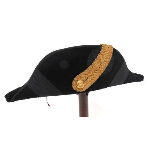 209 - Officer's Bicorn Hat
black 