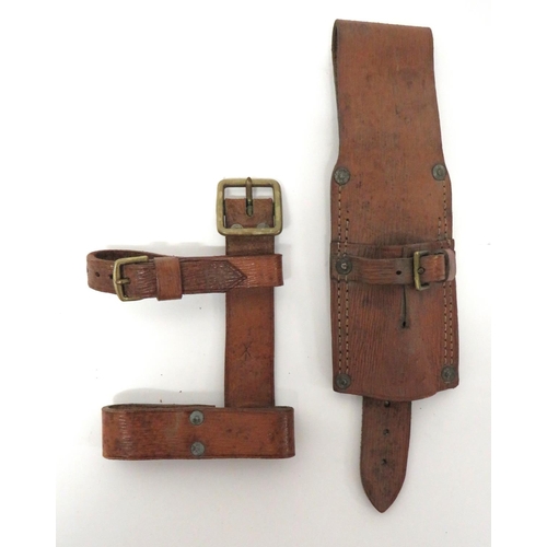 217 - WW1 1914 Pattern Leather Helve Carrier And Bayonet Frog
scarce example of brown leather with brass b... 