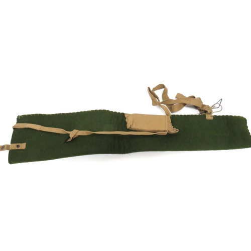 225 - WW2 Airborne Forces Protective Rifle Drop Bag Valise
thick green felt, rifle bag.  Top with pre... 