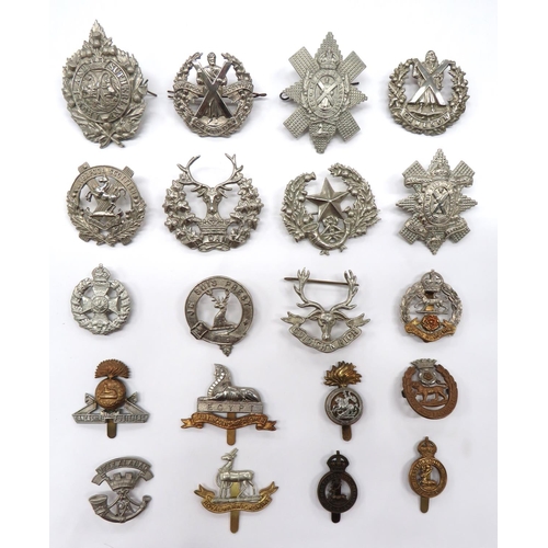 27 - 20 x Infantry Cap Badges Including Scottish
including white metal Liverpool Scottish ... White metal... 