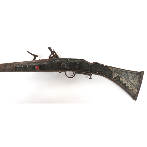 406 - Early 19th Century Snaphaunce Musket
49 inch, flared muzzle barrel with part octagonal breech.  Long... 