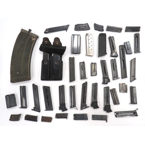 447 - Selection Of Auto Pistol Magazines
various examples including Glock .45 ... S & W ... Pachmayr. ... 