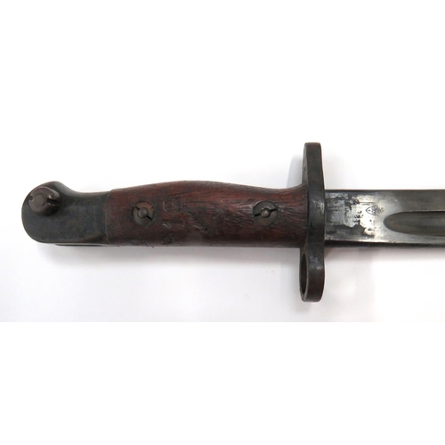 460 - Interwar Australian 1907 SMLE Lithgow Manufactured Bayonet
17 inch, single edged blade with fuller. ... 