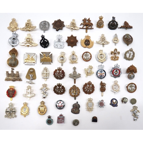 50 - 60 x Military Cap Badges
including plated Inniskilling Pipers ... Gilt and plated, QC Yorkshire ... ... 