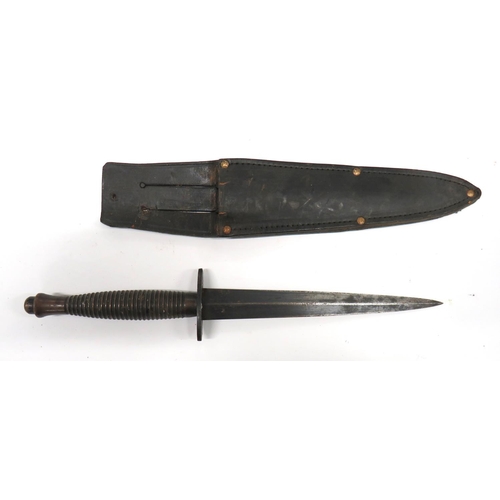 514 - WW2 3rd Pattern Fairbairn & Sykes Commando Knife
6 3/4 inch, double edged, blackened blade. &nbs... 