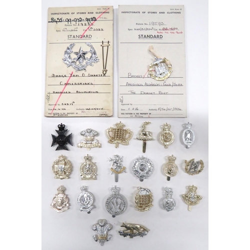 66 - 22 x Anodised Infantry And Yeomanry Cap Badges Including Sealed Pattern
sealed pattern consist Camer... 