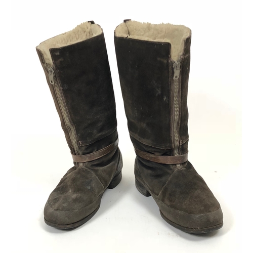 463 - WW2 RAF Pair of 1941 Pattern Flying Boots  A good pair of brown suede shoe section with rubber treat... 