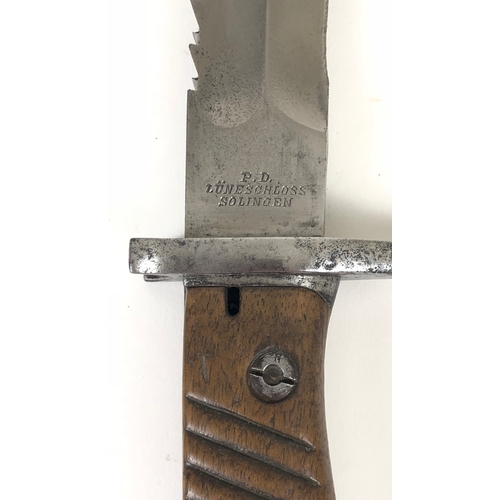 507 - WW1 Imperial German Model 1898/05 1911 Butcher Sawback Bayonet.  A early example, single edged blade... 