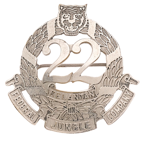 161 - 22nd Federal Jungle Company Malay head-dress badge c. 1951.  Good rare die-pressed white metal laure... 