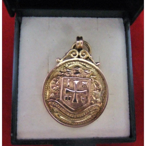 25 - 9ct gold medal of St Dunstans winners W.M.B.S.A, 4.5 grams

P & P – UK £10+VAT, EU £15+VAT, RoW £25+... 