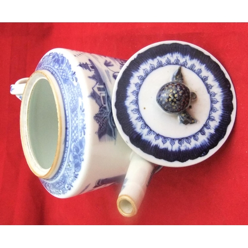 127 - 19thC Chinese blue & white tea pot, unmarked, 13cms high. 

collection only