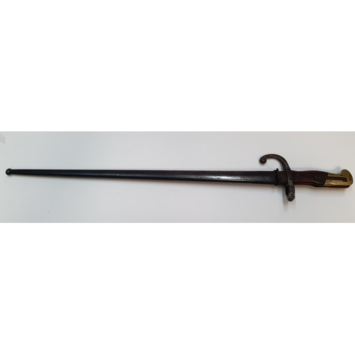 287 - Antique bayonet & original scabbard, both with matching serial numbers,

66 cm in length