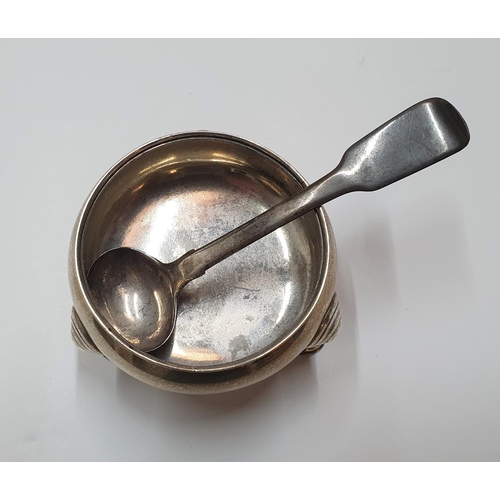 107 - Antique hallmarked, British silver salt dish and spoon, 

80 grams