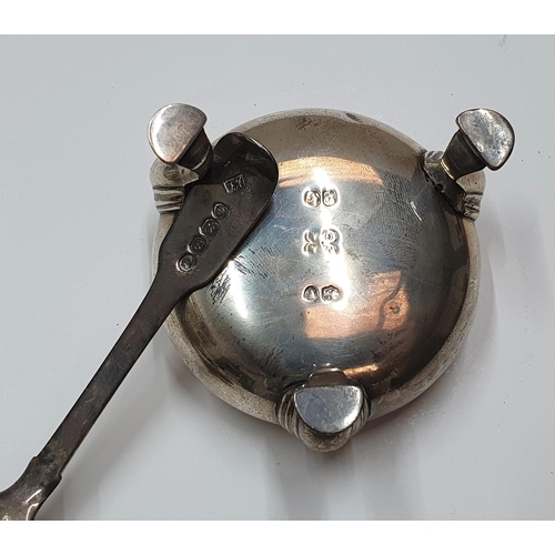 107 - Antique hallmarked, British silver salt dish and spoon, 

80 grams