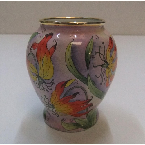 161 - Boxed, miniature Moorcroft vase,

8 cm high

Good condition, without faults