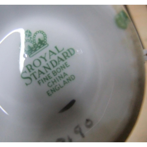 147 - Royal Standard bone china part-service - 13 items