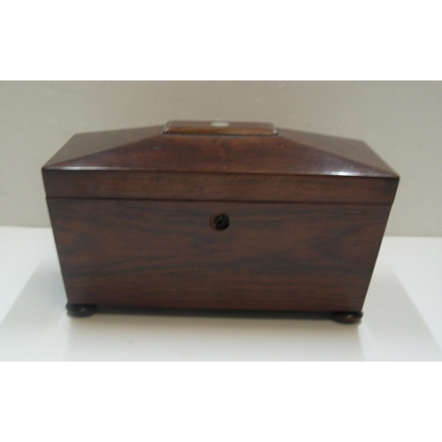 183 - Georgian, 2 compartment tea caddy complete with mixing bowl

28cm in length

Lock missing.