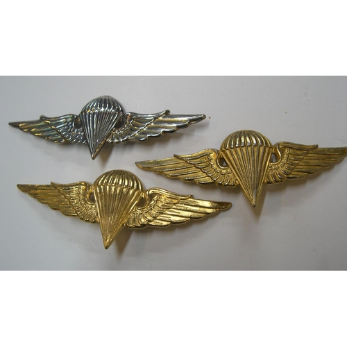 86 - 6 British army cap badges including 3 parachute regiment examples